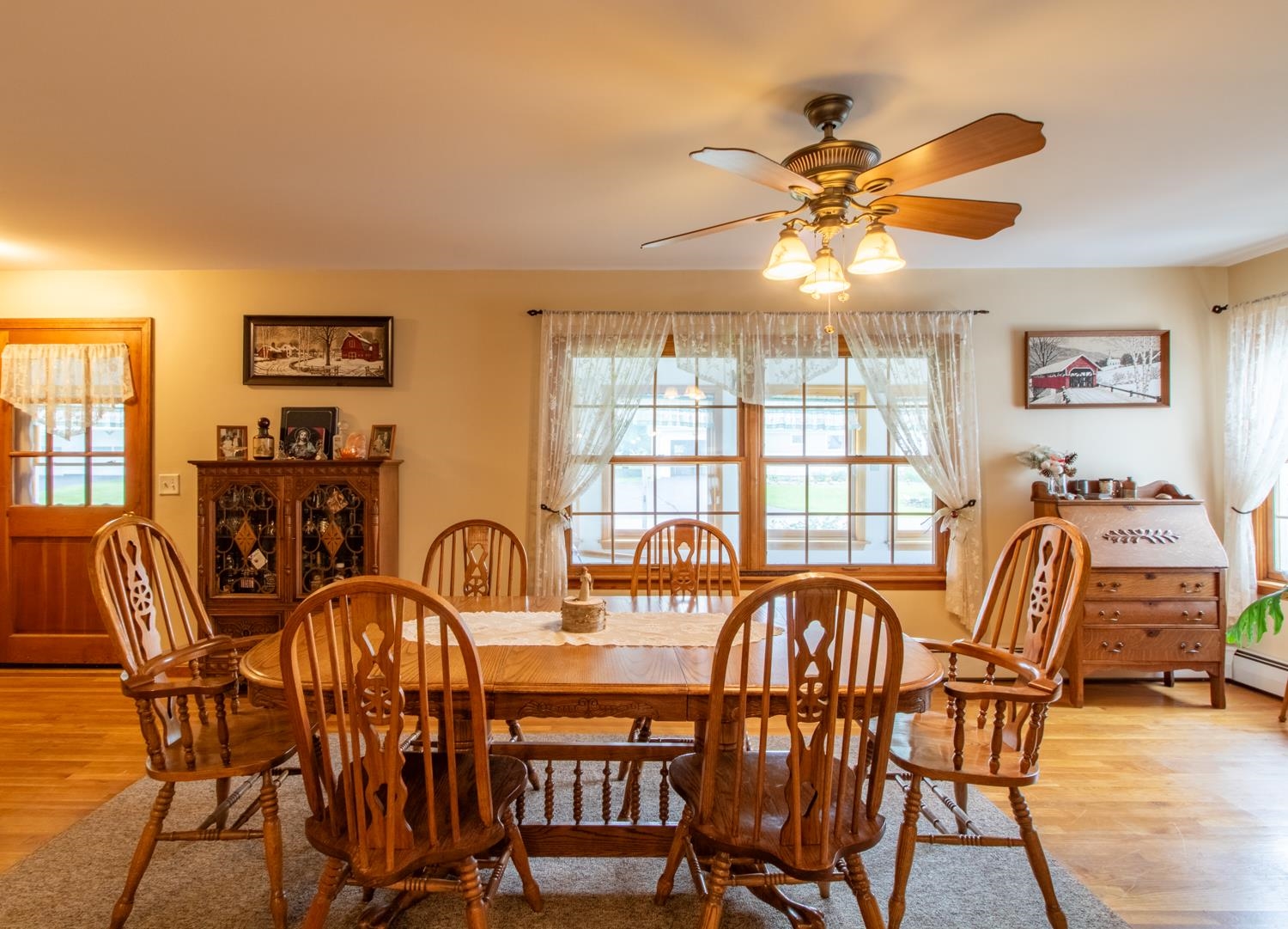 147 Sloan Street Newport, VT 05855 - Photo 6 of 37