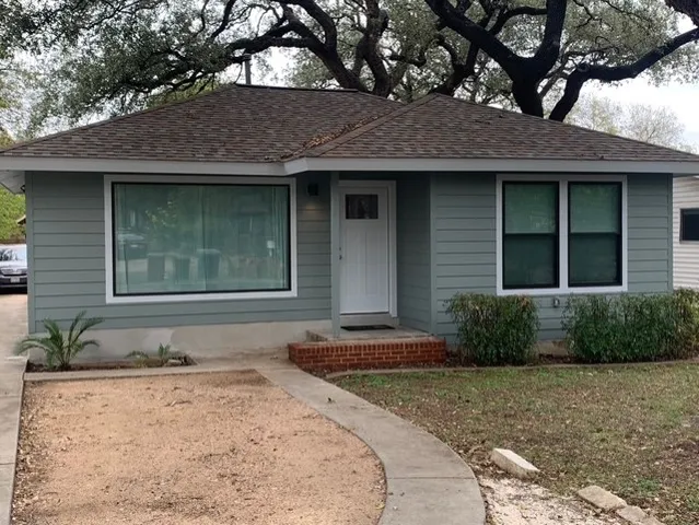 $2,200 | 906 Philco Drive, Unit A, Austin, TX 78745