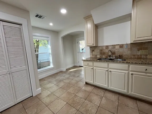 $2,200 | 906 Philco Drive, Unit A, Austin, TX 78745