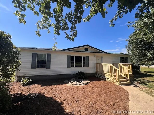 $242,000 | 1603 McIntyre Road, New Washington, IN 47162