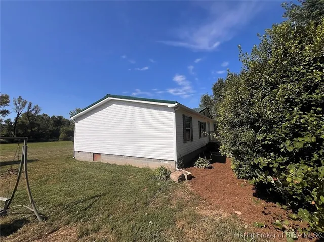 $235,000 | 1603 McIntyre Road, New Washington, IN 47162