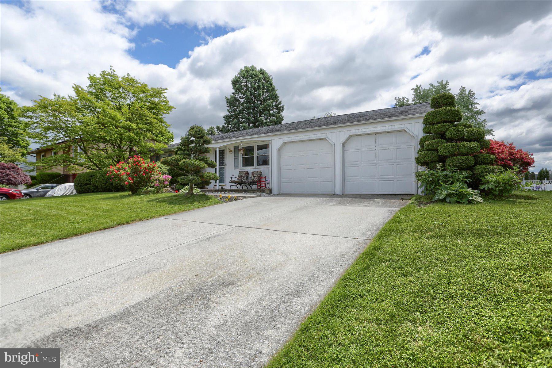 3221 North Scenic Road Harrisburg, PA 17109 - Photo 2 of 18 Gallery Image 2