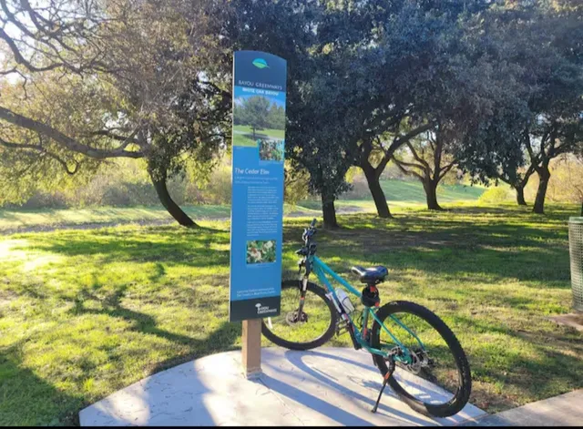 $195,000 | 1860 White Oak Drive, Unit 375, Houston, TX 77009