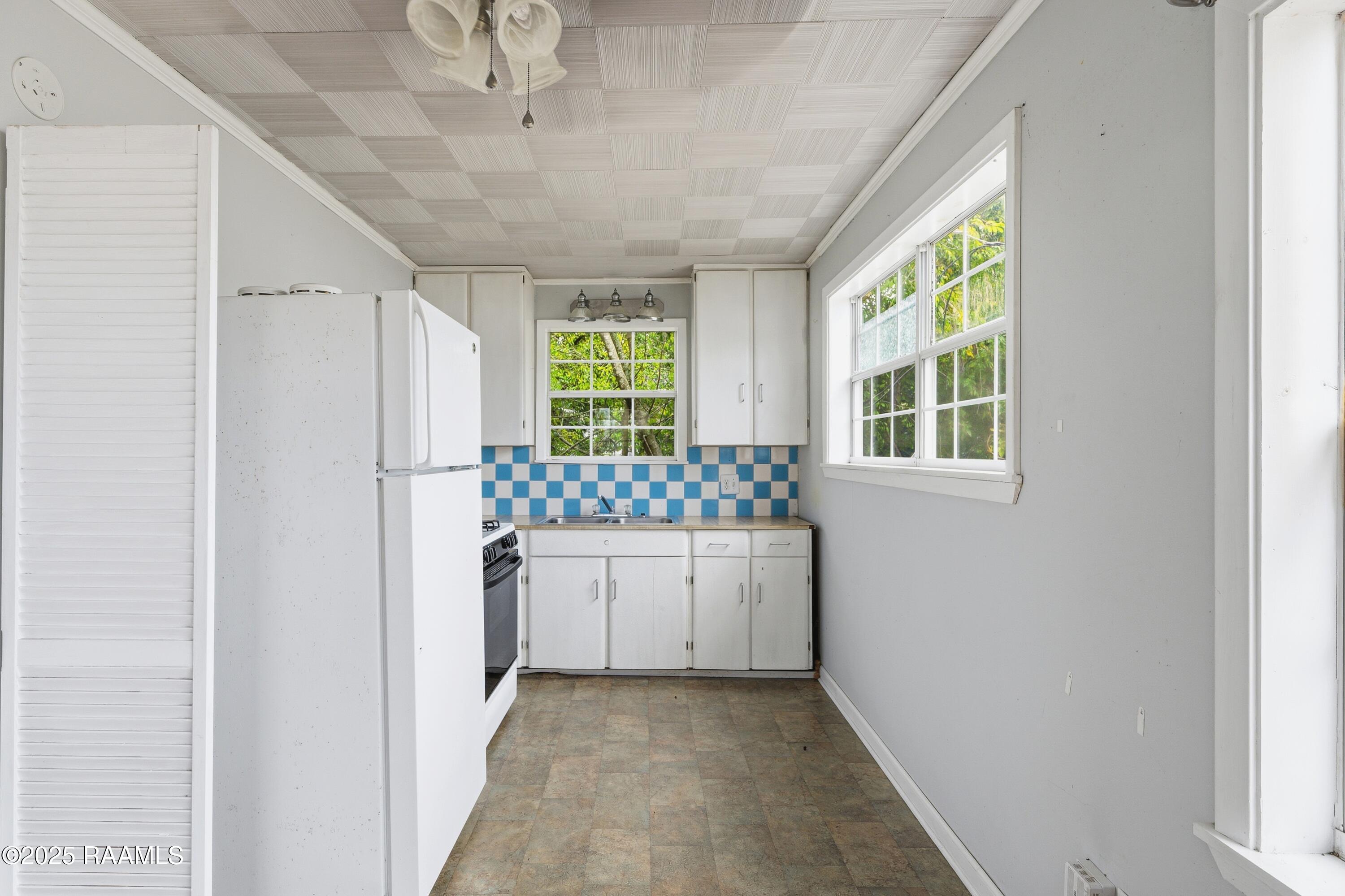 314 Cleveland Street Lafayette, LA 70501 - Photo 24 of 27 UpstairsAPT_005