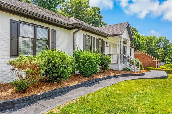 $645,000 | 245 Heathcliff Place, Winston-Salem, NC 27104