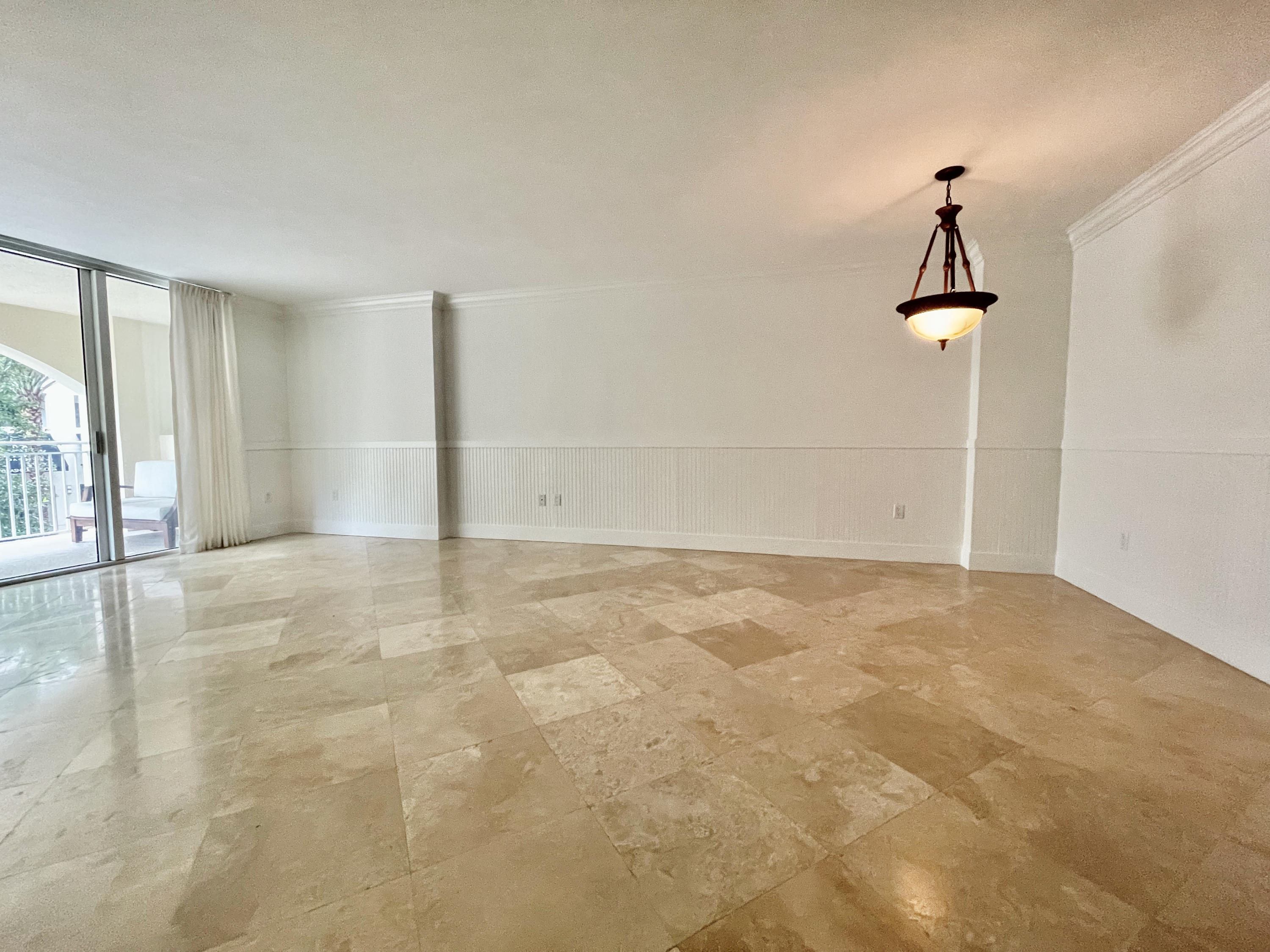 99 Southeast Mizner Boulevard, Unit 235 Boca Raton, FL 33432 - Photo 9 of 16 IMG_8488