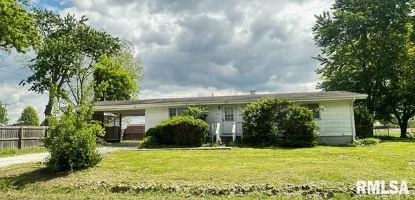 $85,000 | 190 South East Street, Hull, IL 62343