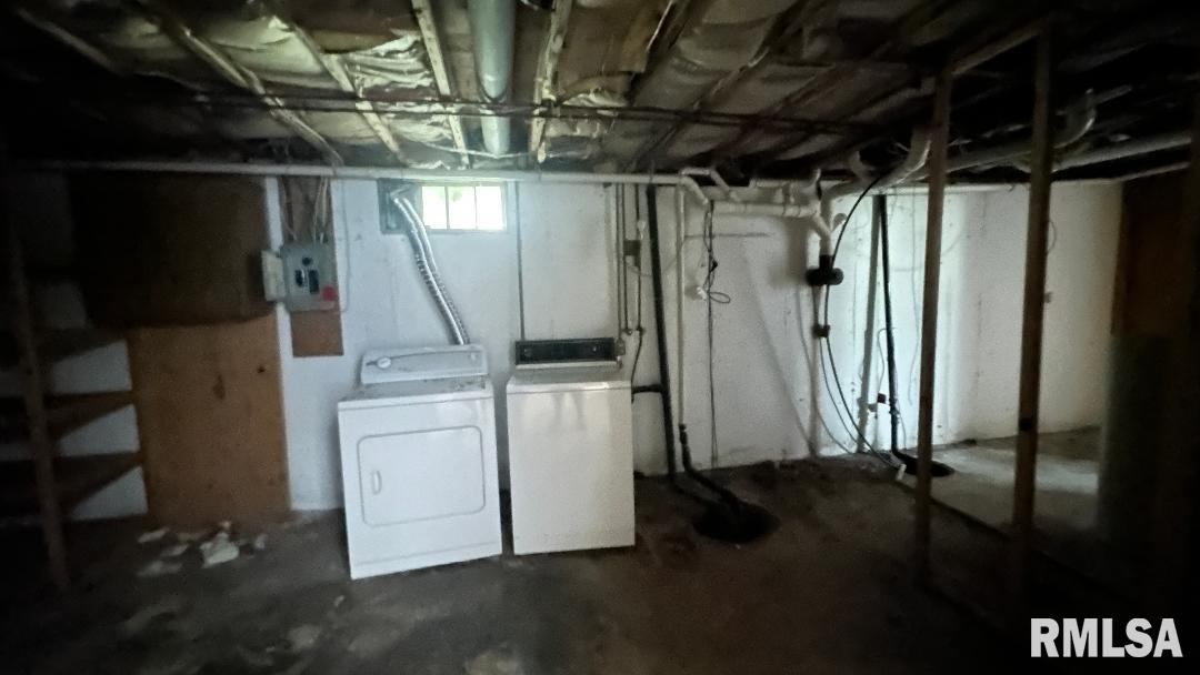 190 South East Street Hull, IL 62343 - Photo 15 of 27