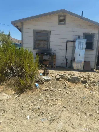 $90,000 | 20727 Canyon Drive, Apple Valley, CA 92308