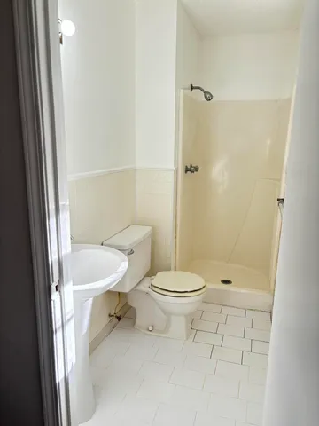 $2,100 | 135 Clyde Circle, Walterboro, SC 29488