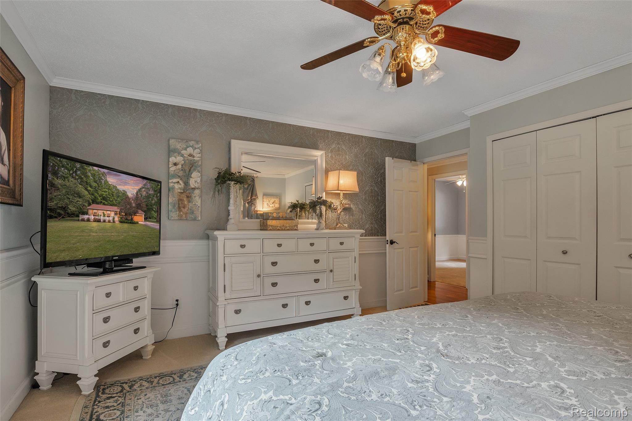 27117 Bell Road New Boston, MI 48164 - Photo 28 of 49 21-27117-Bell-Rd-WindowStill-Real-Estate-Photography-21.jpg