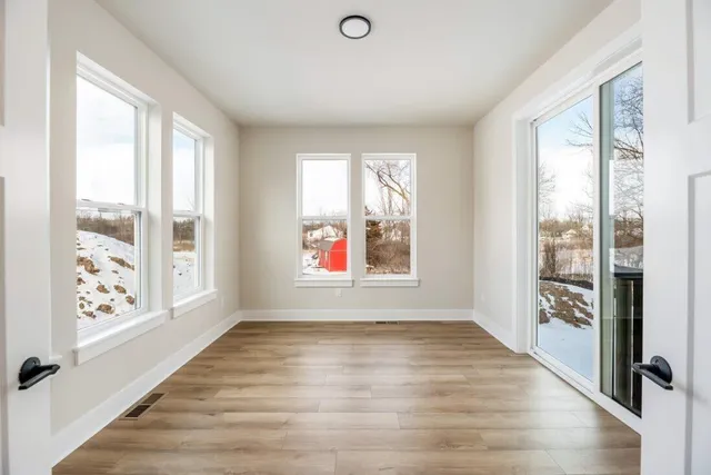 $720,589 | N74-w17930 N74-w17930 Mineral Drive, Menomonee Falls, WI 53051