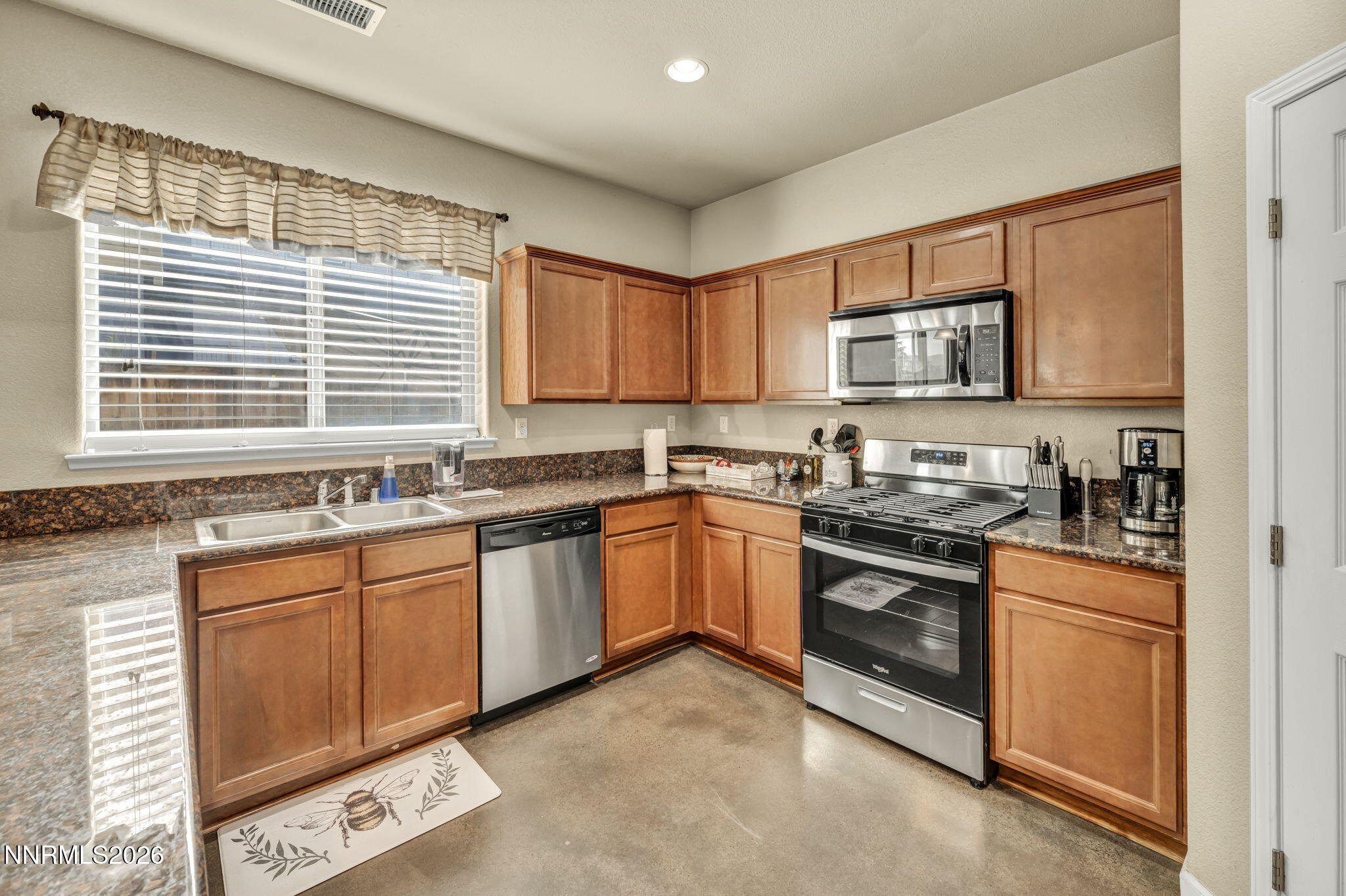 3680 Coastal Street Reno, NV 89512 - Photo 4 of 72 10a