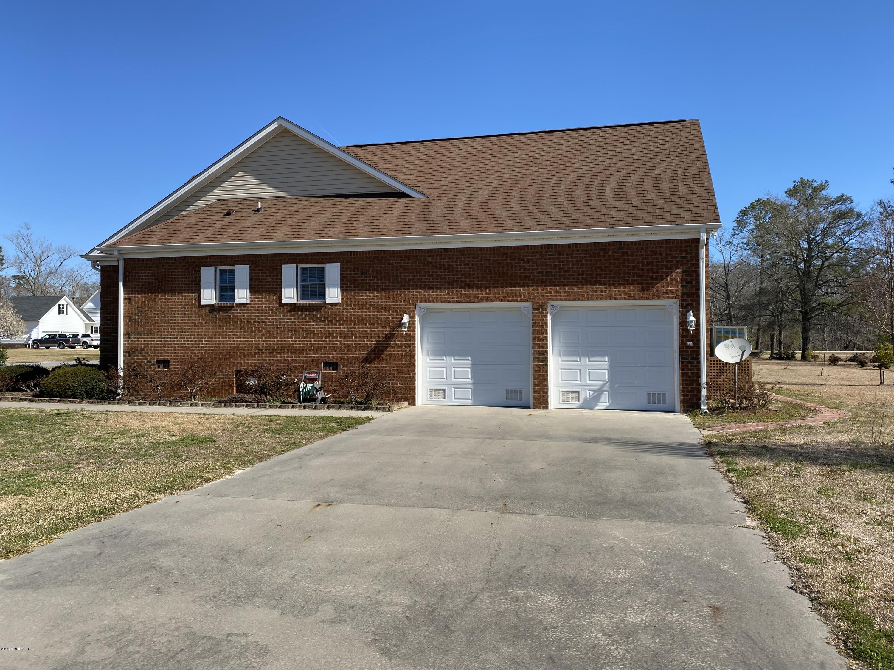 114 Raccoon Run Washington, NC 27889 - Photo 3 of 20 003 114 Raccoon Run side view 1