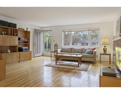 9 Livoli Road Framingham, MA 01701 - Photo 4 of 30 Gallery Image 4
