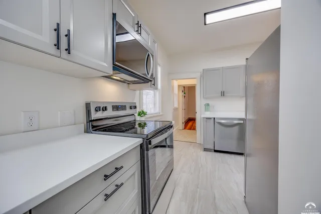 $359,900 | 735 Missouri Street, Lawrence, KS 66044