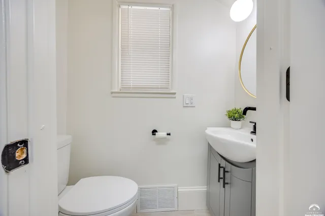 $359,900 | 735 Missouri Street, Lawrence, KS 66044