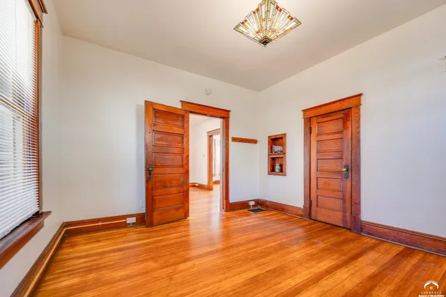 $359,900 | 735 Missouri Street, Lawrence, KS 66044