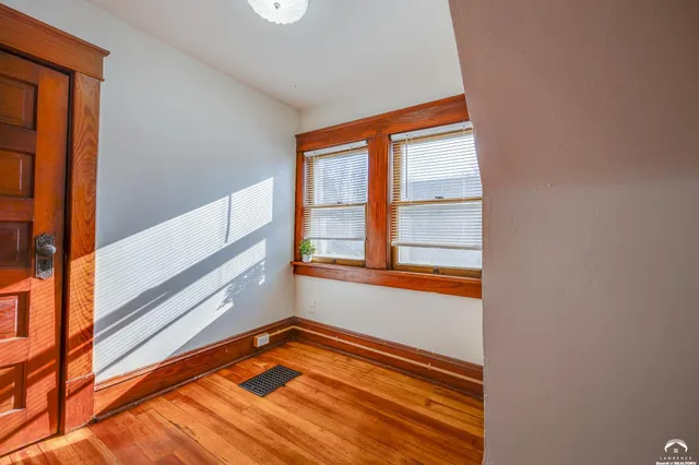 $359,900 | 735 Missouri Street, Lawrence, KS 66044