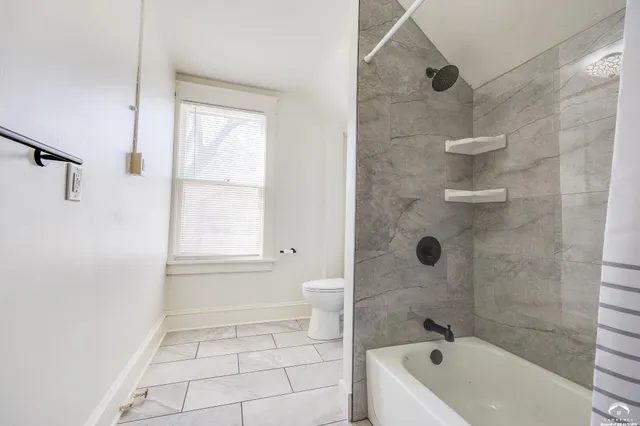 $359,900 | 735 Missouri Street, Lawrence, KS 66044