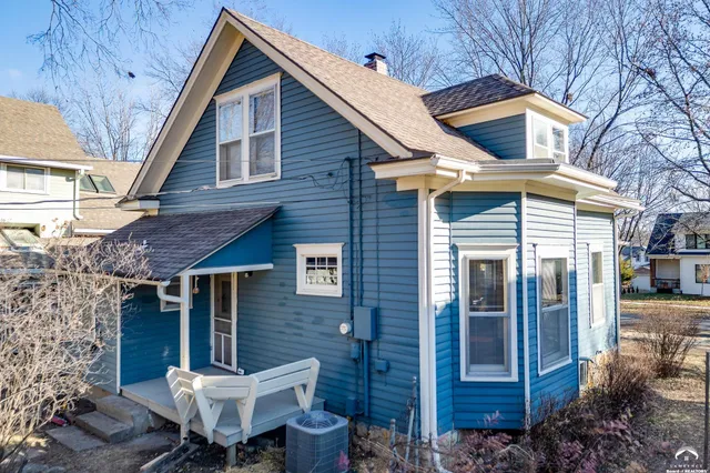 $359,900 | 735 Missouri Street, Lawrence, KS 66044