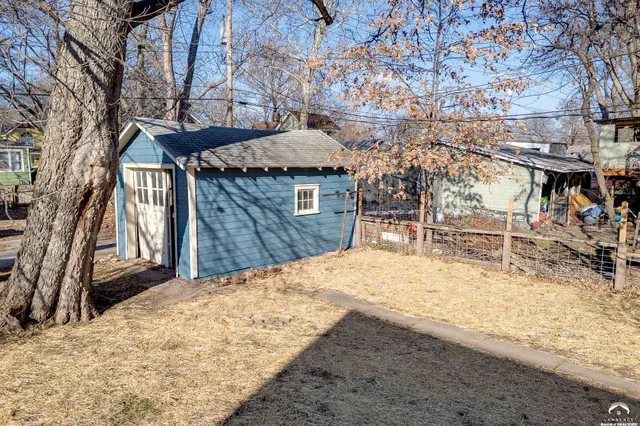 $359,900 | 735 Missouri Street, Lawrence, KS 66044