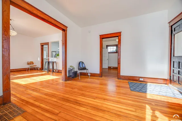 $359,900 | 735 Missouri Street, Lawrence, KS 66044