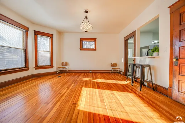 $359,900 | 735 Missouri Street, Lawrence, KS 66044