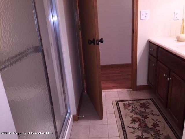 227 Silkmans Road Lake Ariel, PA 18436 - Photo 21 of 36 Gallery Image 21
