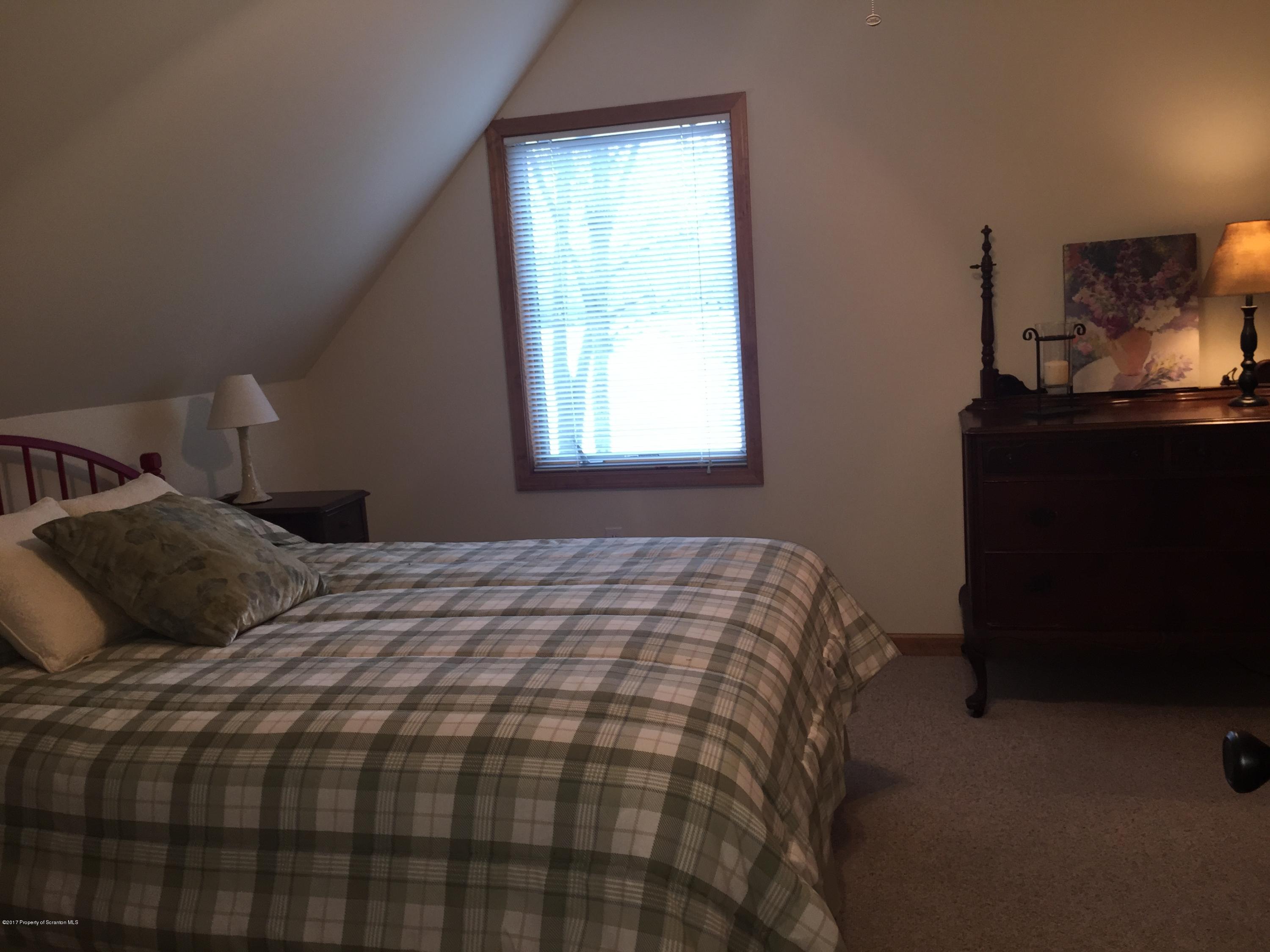 227 Silkmans Road Lake Ariel, PA 18436 - Photo 23 of 36 Gallery Image 23