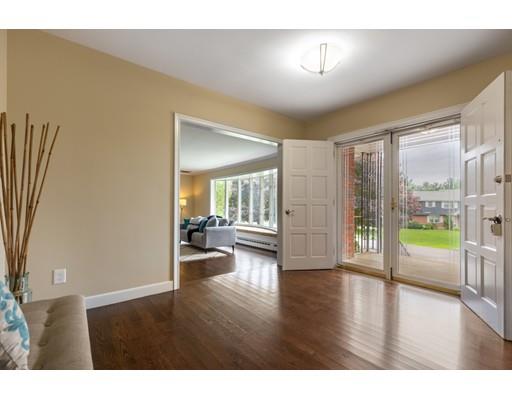 42 Mayflower Road Winchester, MA 01890 - Photo 8 of 42 Gallery Image 8