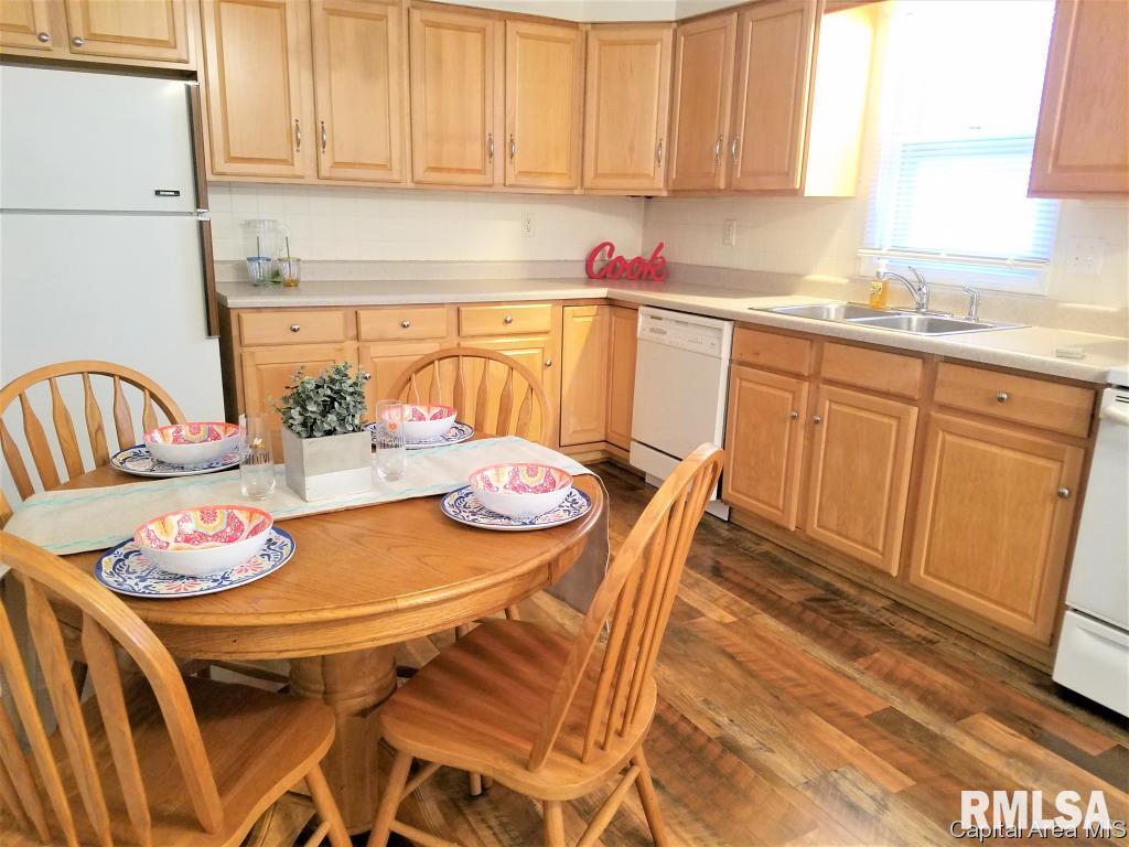 10 Weston Place Springfield, IL 62711 - Photo 13 of 25 Gallery Image 13