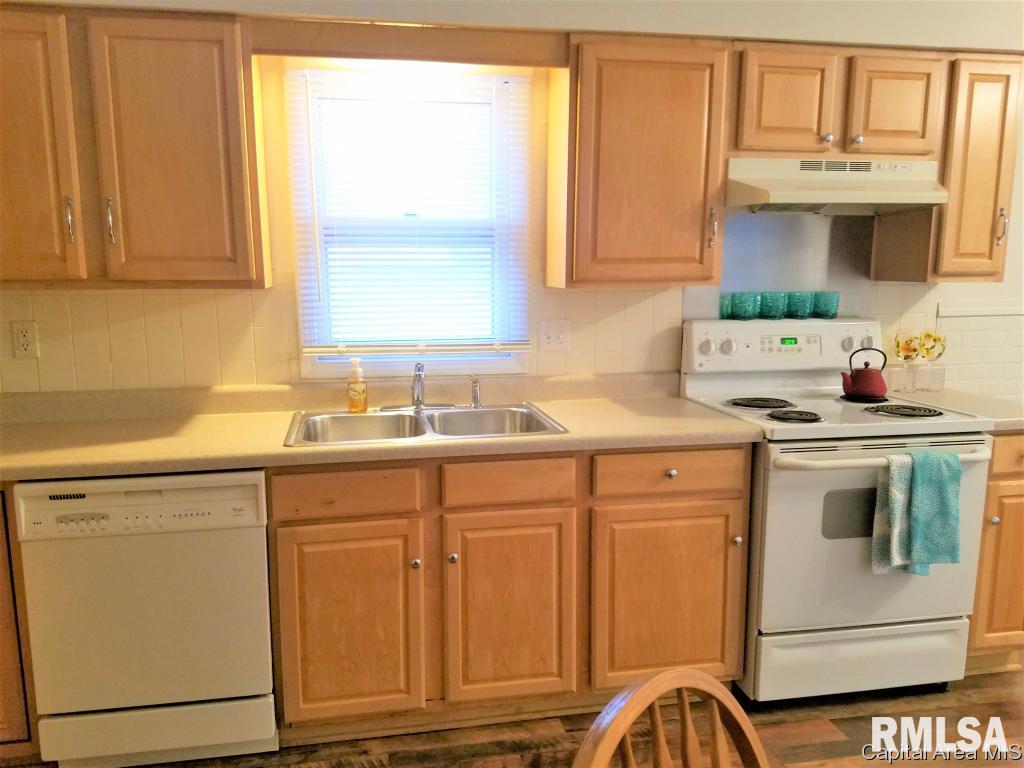 10 Weston Place Springfield, IL 62711 - Photo 15 of 25 Gallery Image 15