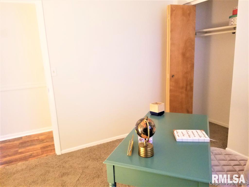 10 Weston Place Springfield, IL 62711 - Photo 18 of 25 Gallery Image 18
