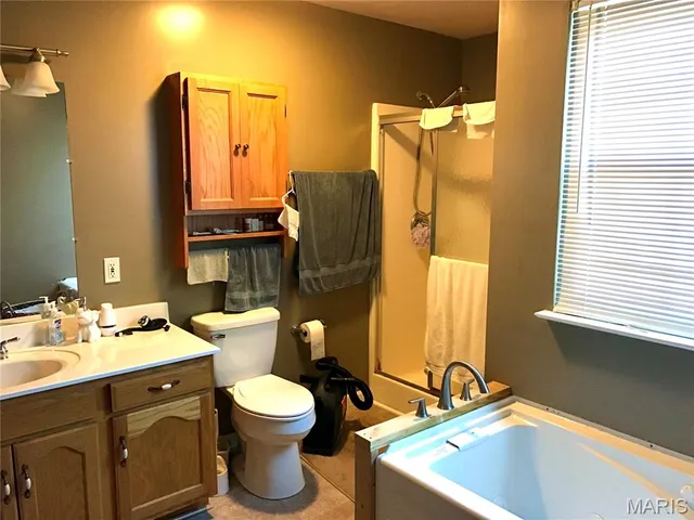 $415,000 | 11594 State Hwy CC, Blackwell, MO 63626