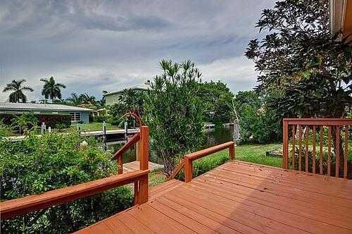 737 Northeast 70th Street Boca Raton, FL 33487 - Photo 4 of 16 Ext Deck East