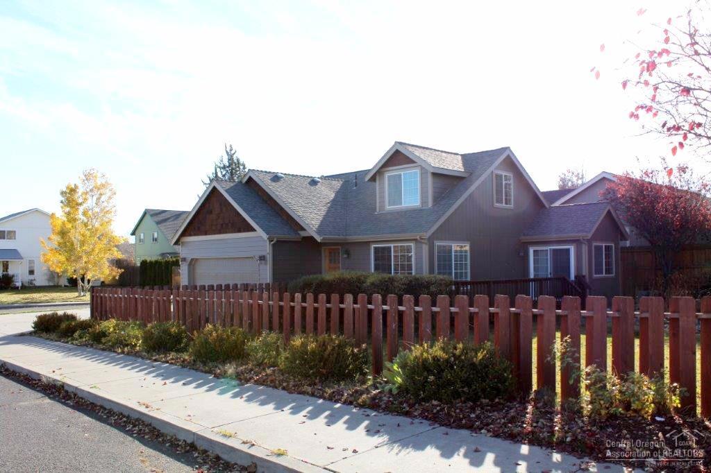 3101 Northeast Post Avenue Bend, OR 97701 - Photo 1 of 14 Primary Photo