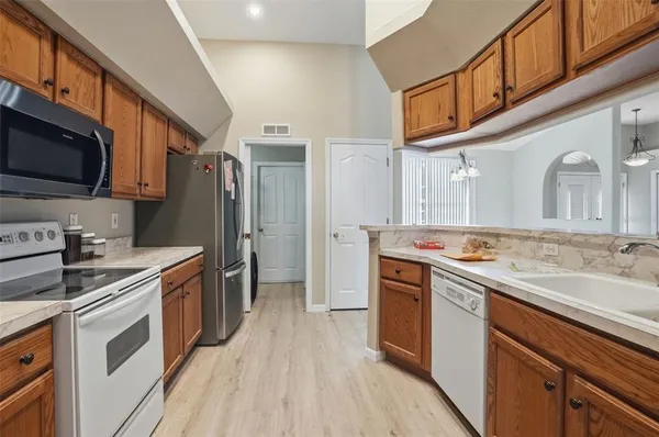 $599,000 | 8038 Madrid Road, Weeki Wachee, FL 34613