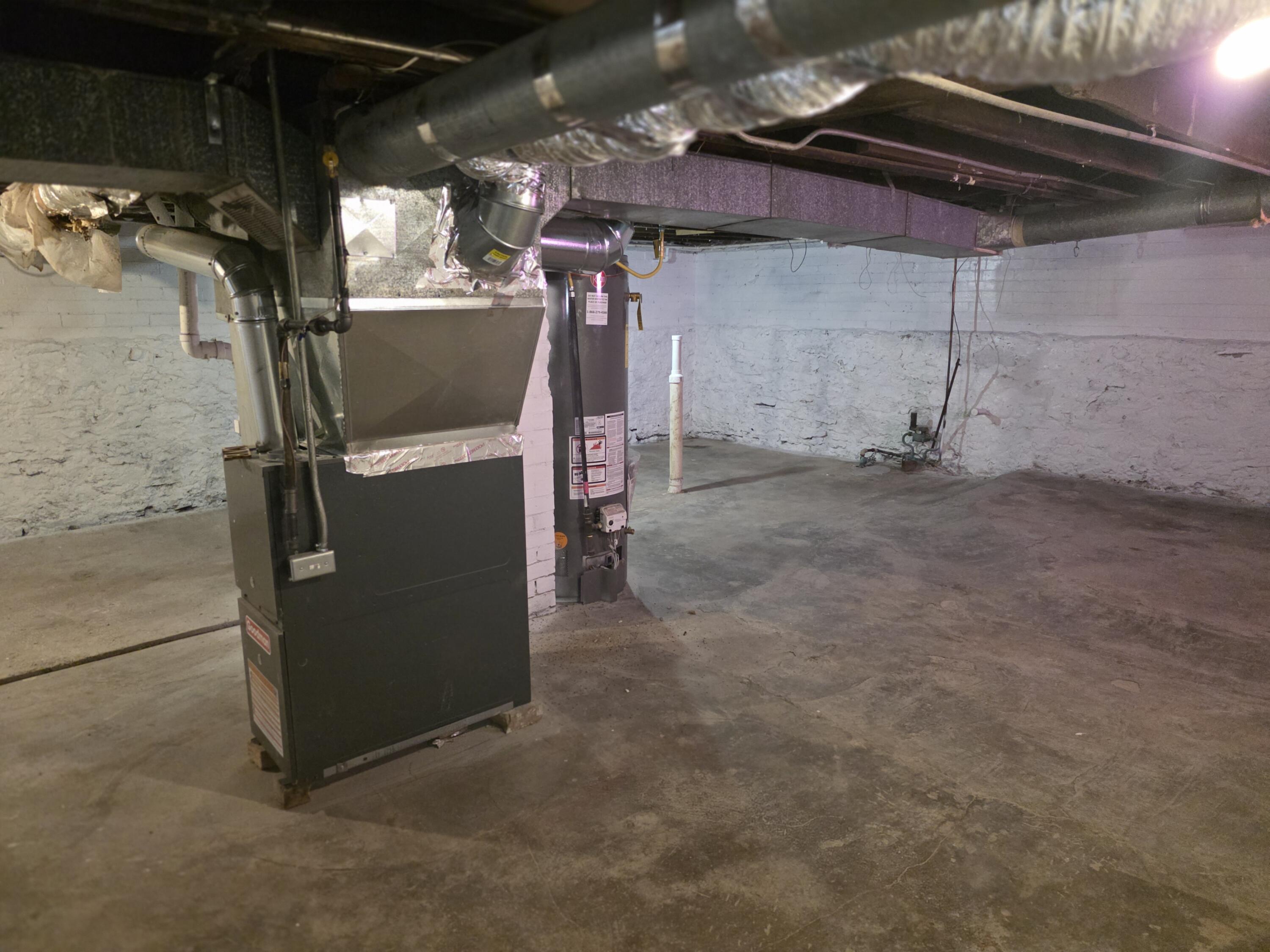 1608 South Memorial Drive Racine, WI 53403 - Photo 12 of 16 28182