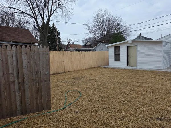 $180,000 | 1608 South Memorial Drive, Racine, WI 53403