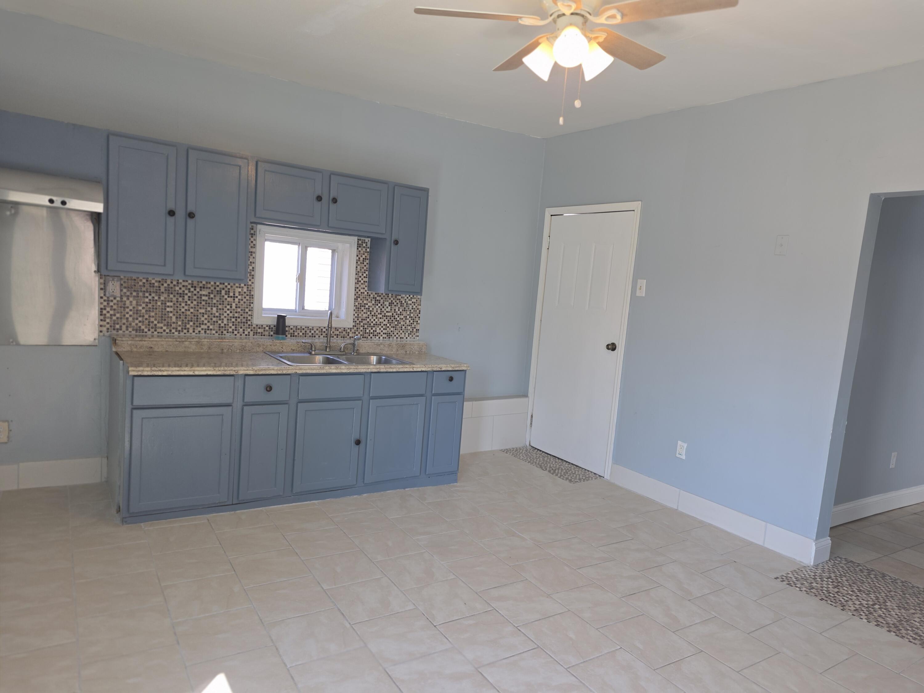 1608 South Memorial Drive Racine, WI 53403 - Photo 3 of 16 Kitchen 2