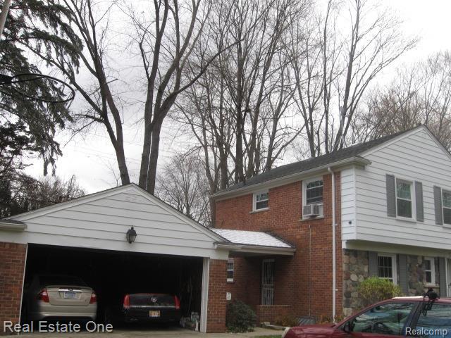 16550 Ridge Road Detroit, MI 48219 - Photo 3 of 17