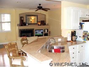 73 Ridgetop Circle, Unit 3 Brevard, NC 28712 - Photo 7 of 12 Gallery Image 7