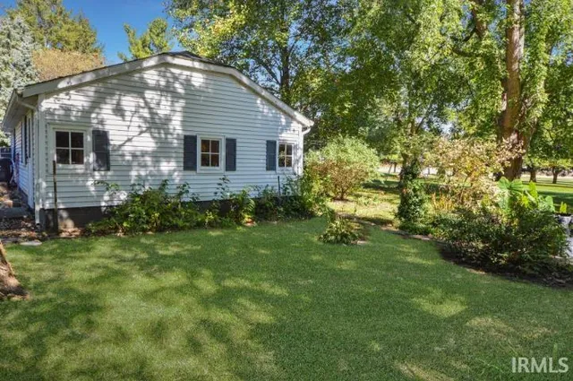 $315,000 | 470 Highway 18, Fowler, IN 47944