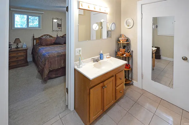 $315,000 | 470 Highway 18, Fowler, IN 47944