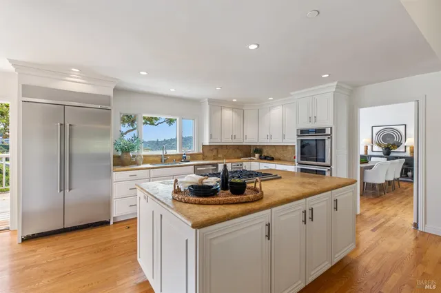 $3,977,000 | 91 Round Hill Road, Tiburon, CA 94920