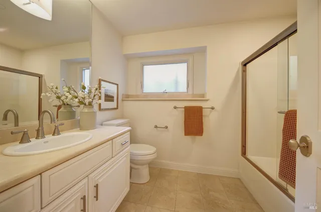 $3,977,000 | 91 Round Hill Road, Tiburon, CA 94920