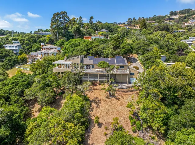 $3,977,000 | 91 Round Hill Road, Tiburon, CA 94920