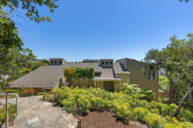 $3,977,000 | 91 Round Hill Road, Tiburon, CA 94920