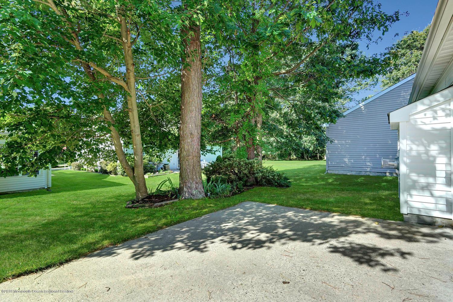 3 Archer Square Jackson, NJ 08527 - Photo 13 of 50 3 Archer Square Jackson-large-027-047-DS